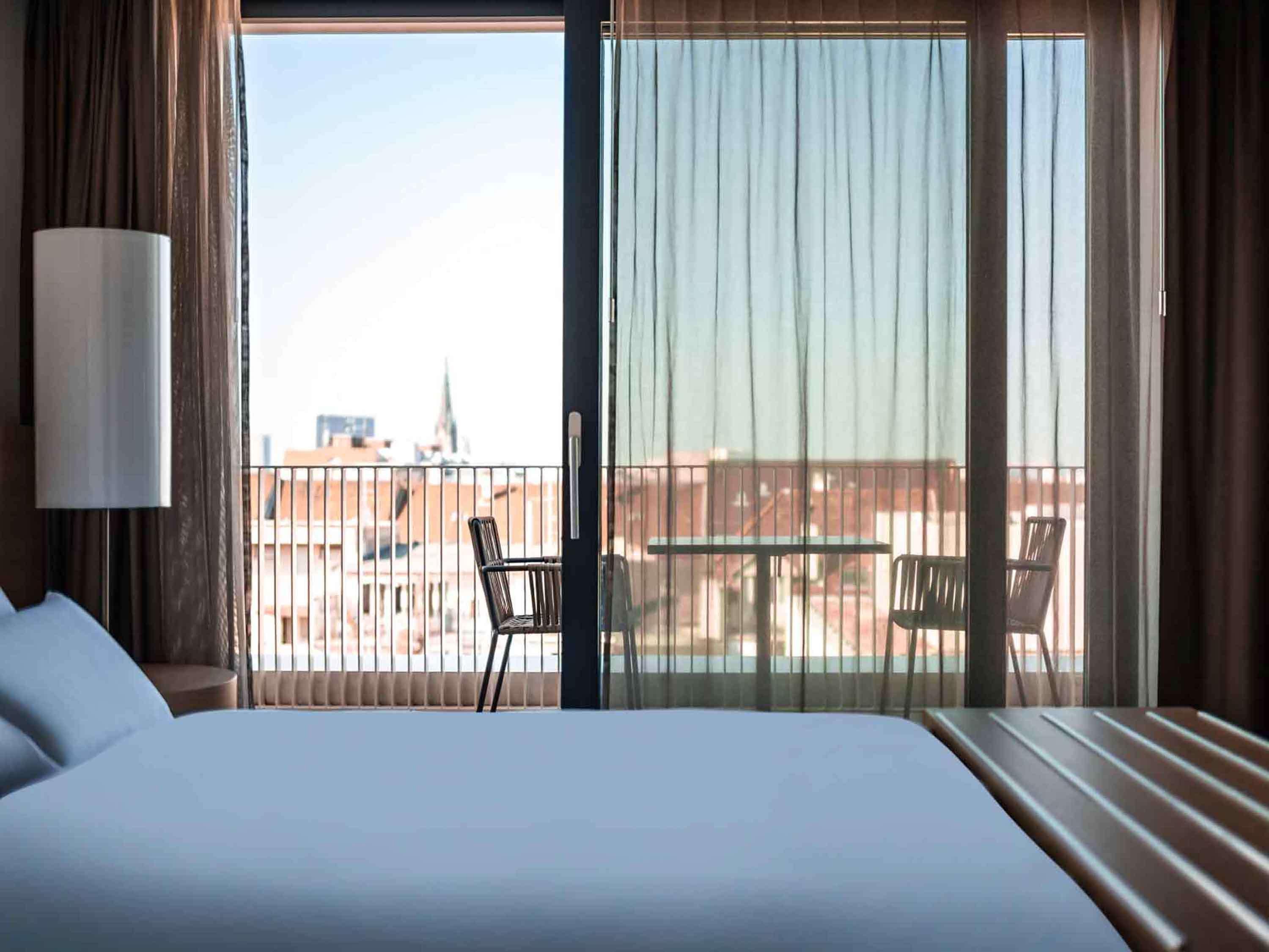 Pullman Basel Europe Hotel Екстериор снимка