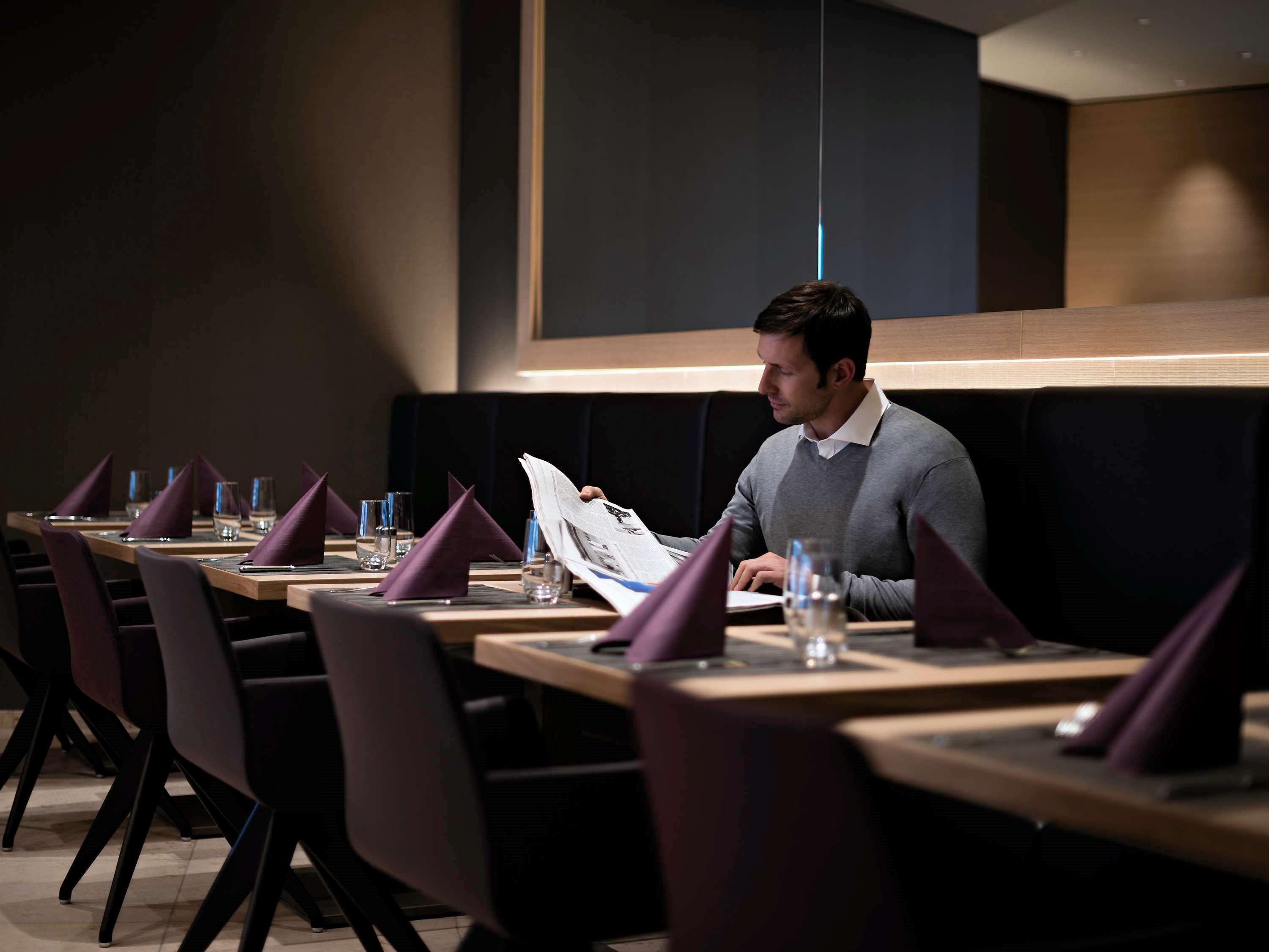 Pullman Basel Europe Hotel Екстериор снимка
