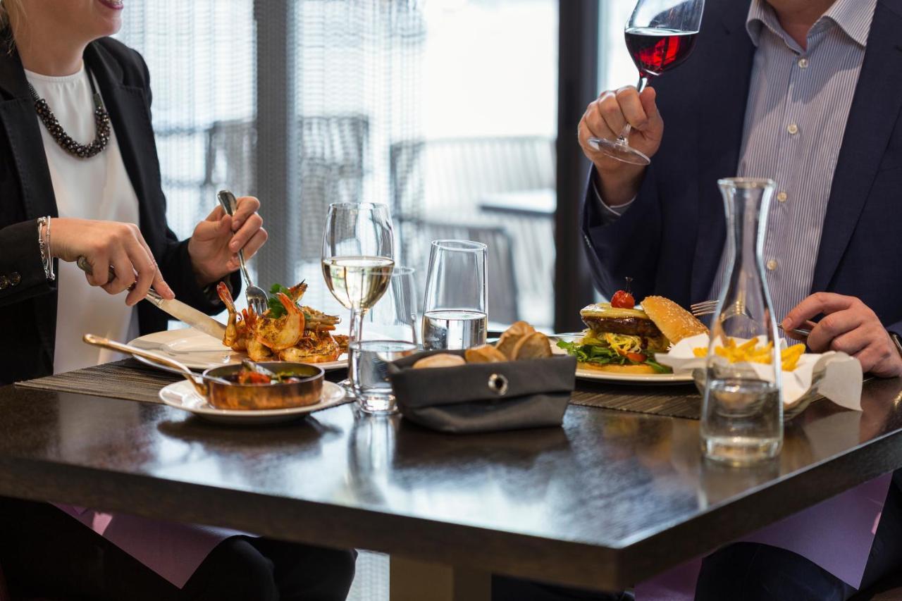 Pullman Basel Europe Hotel Екстериор снимка