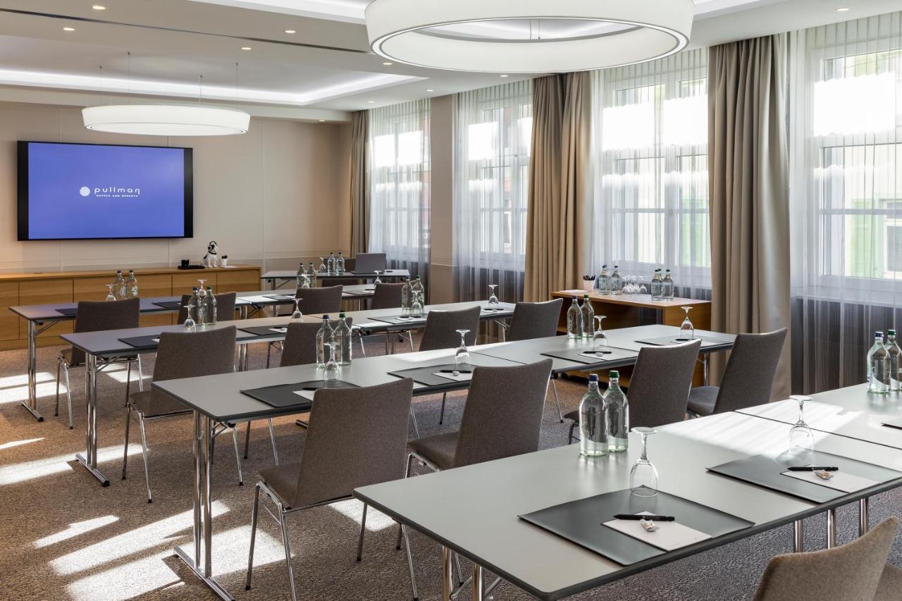 Pullman Basel Europe Hotel Екстериор снимка